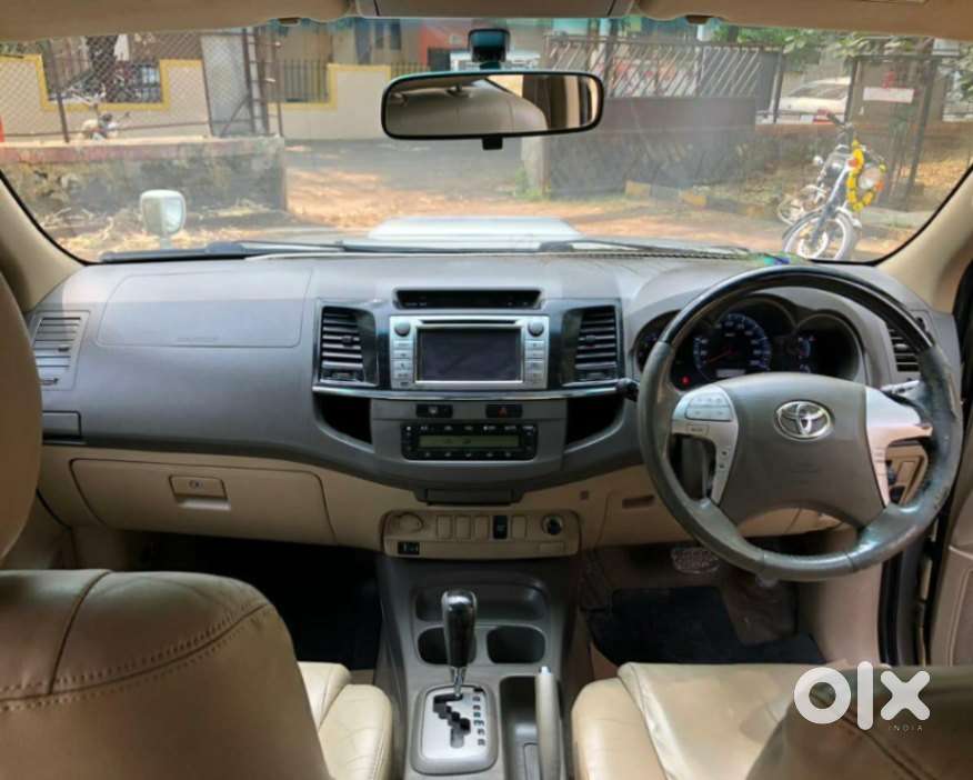 Toyota Fortuner 3.0 4x2 Automatic, 2012, Diesel
