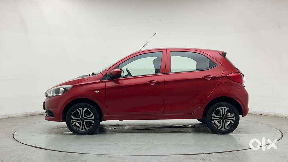 Tata Tiago Xza, 2019, Petrol