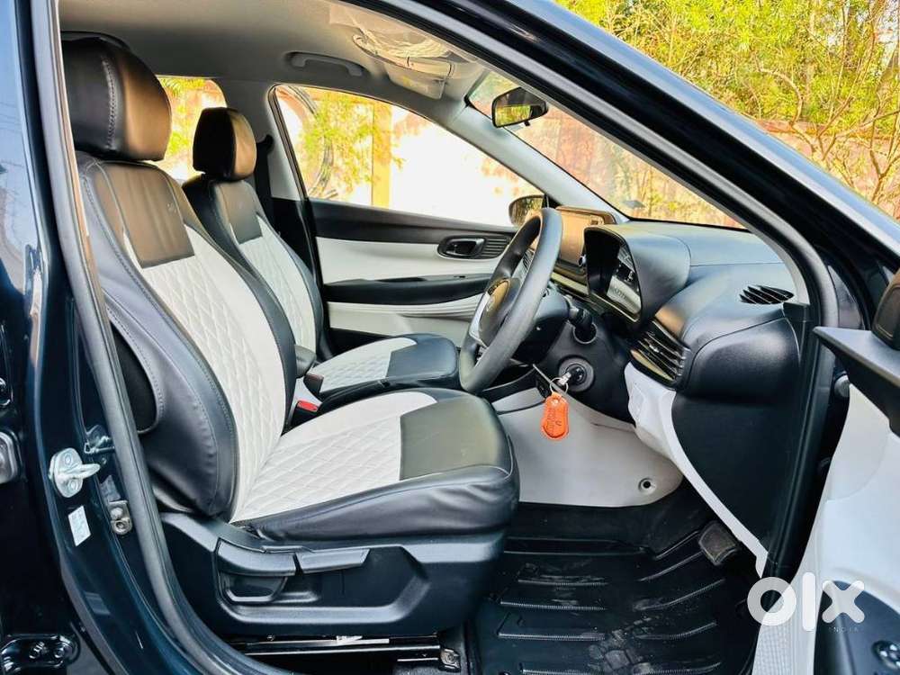 Hyundai I20 Sportz 1.2 Ivt, 2025, Petrol