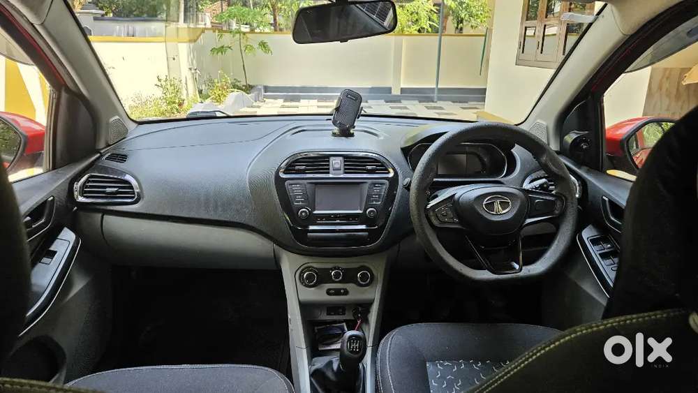 Tata Tiago 2021 Petrol