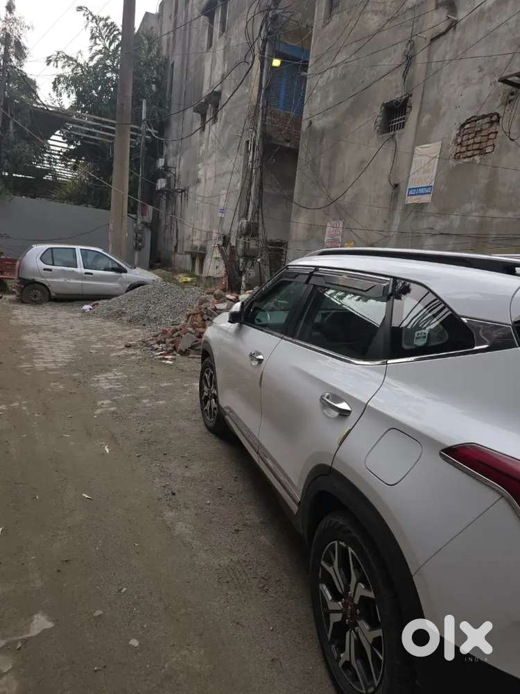 Kia Seltos 2020 Petrol Well Maintained