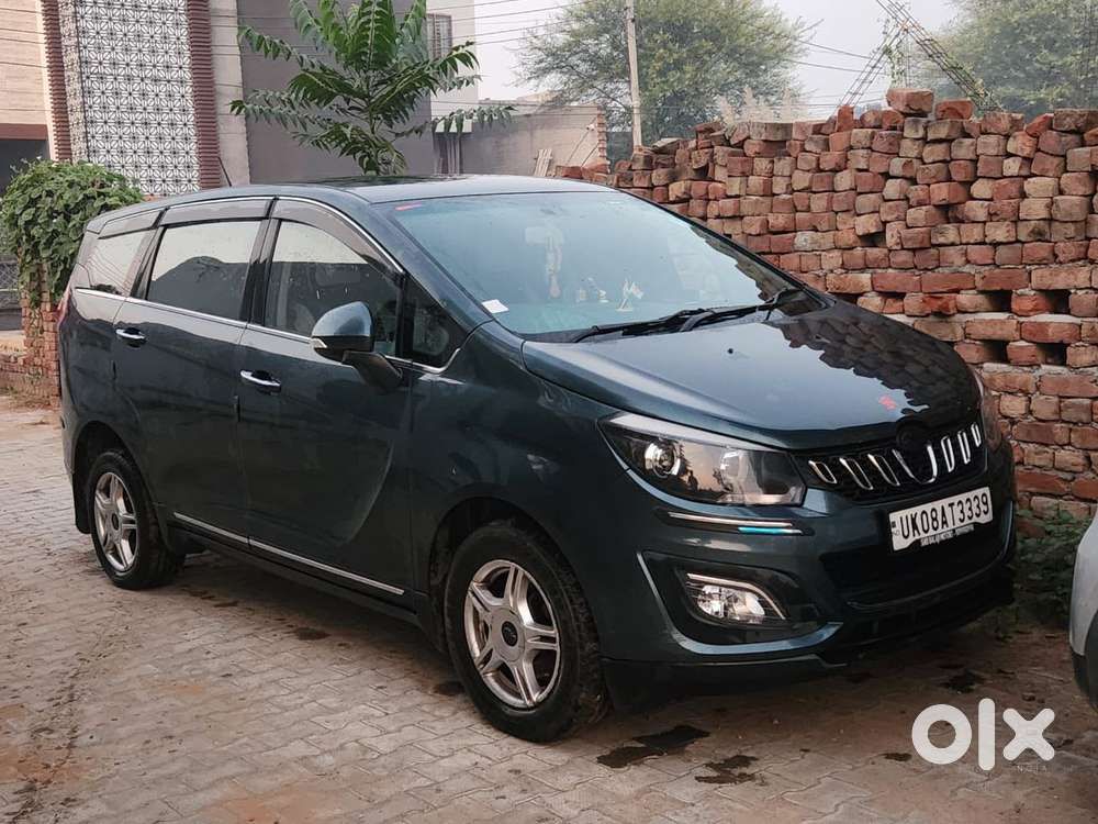 Mahindra Marazzo M6, 2018, Diesel