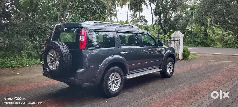 Ford Endeavour 2011 4x4 Automatic