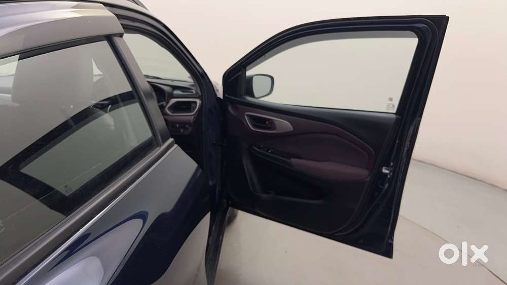 Maruti Suzuki Fronx Delta Plus 1.2l Ags, 2026, Petrol