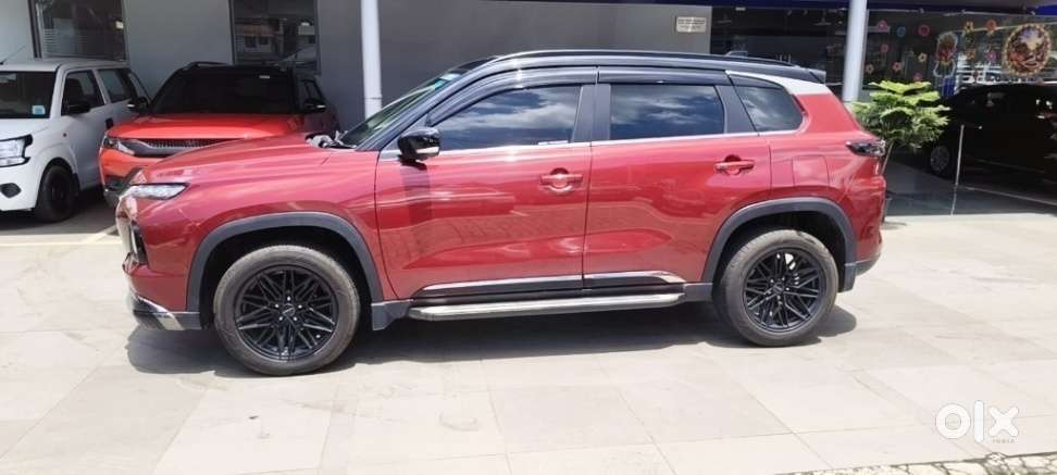 Maruti Suzuki Grand Vitara 1.5 Alpha Smart Hybrid Dual Tone, 2024, P..