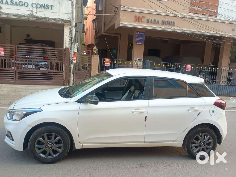 Hyundai I20 Sportz Plus, 2020, Petrol