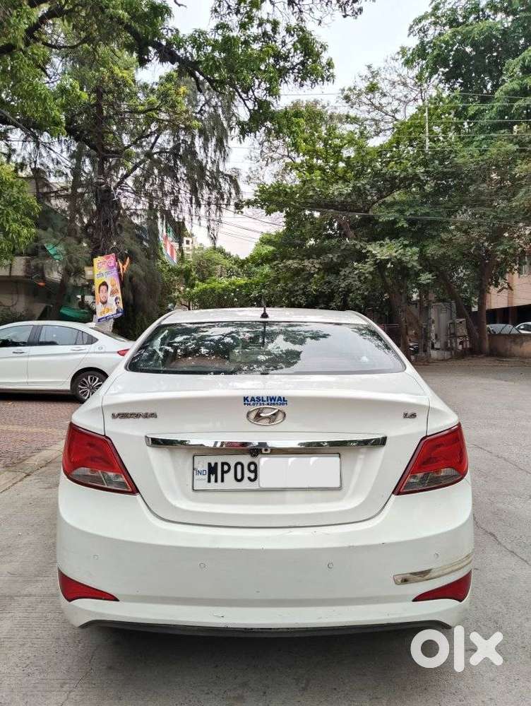 Hyundai Verna 2016-2017 1.6 Crdi S, 2016, Petrol