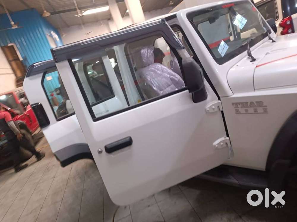 Mahindra Thar Roxx 2025 Petrol Well Maintained