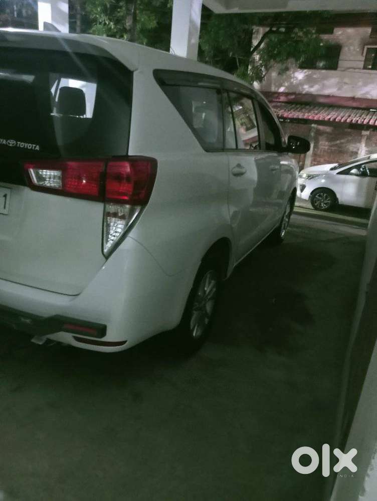 Toyota Innova Crysta 2.4 Gx Limited Edition At 8 Str, 2024, Diesel