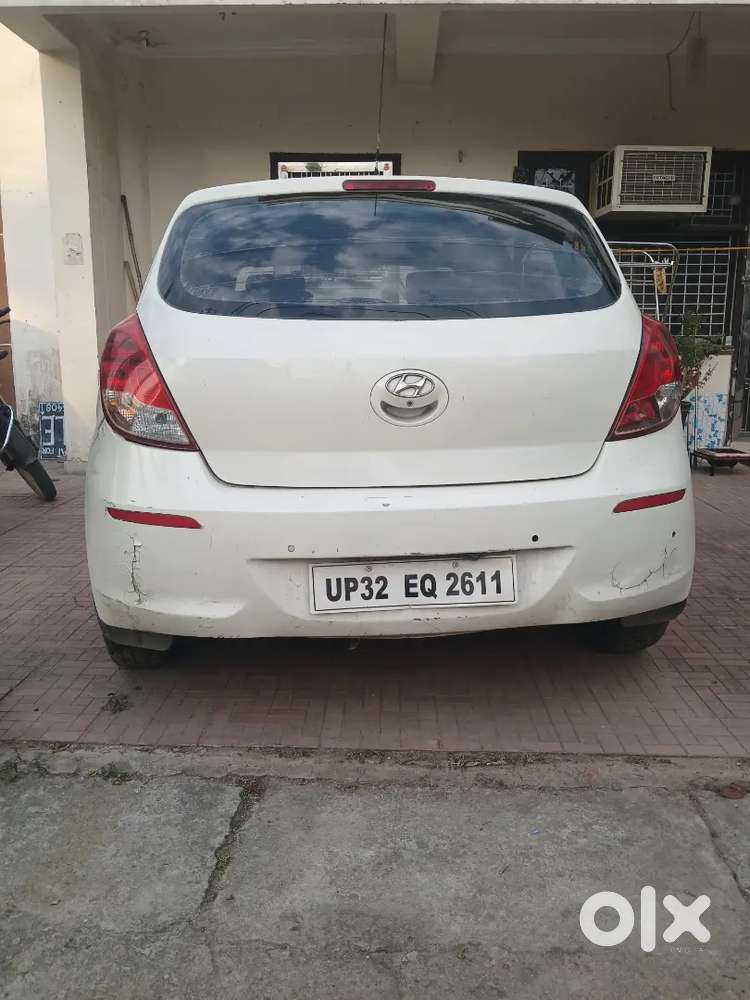 Hyundai New I20 2012 Petrol 120000 Km Driven