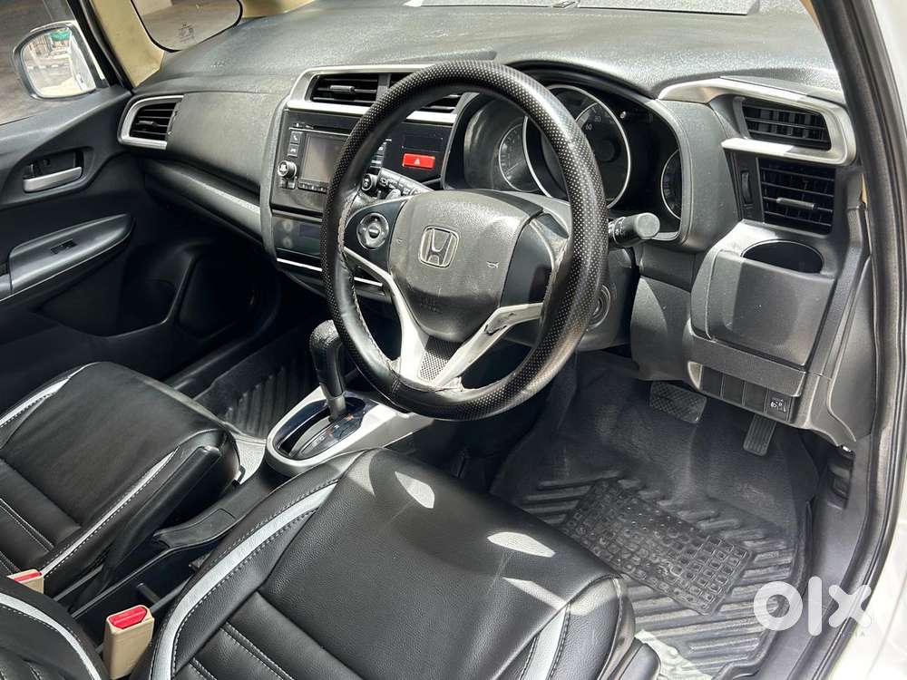 Honda Jazz V Cvt, 2015, Petrol