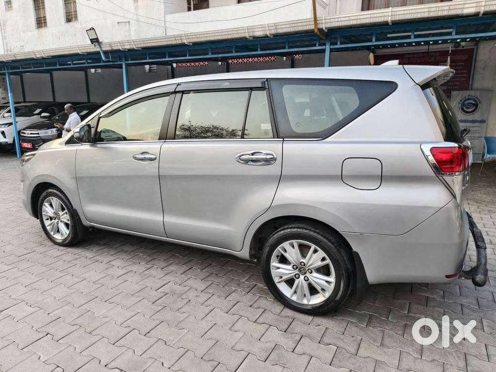 Toyota Innova Crysta 2.8 Z, 2019