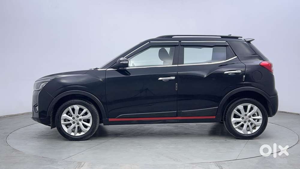 Mahindra Xuv300 W8, 2022, Petrol