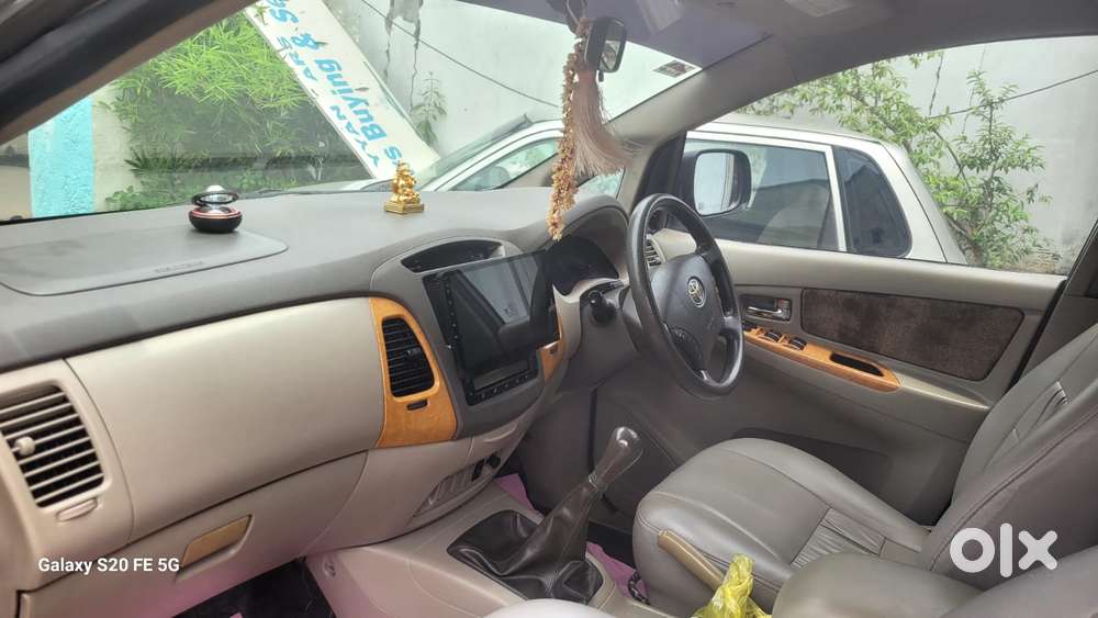 Toyota Innova 2.0 Vx 7 Str Bs-iv, 2011, Diesel
