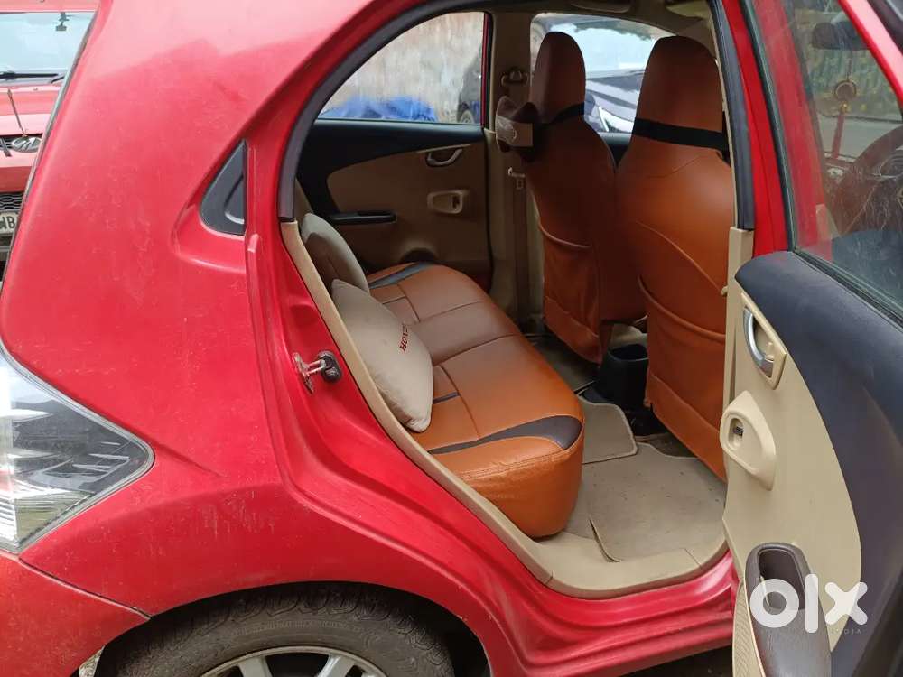 Honda Brio Mt 2012 Model