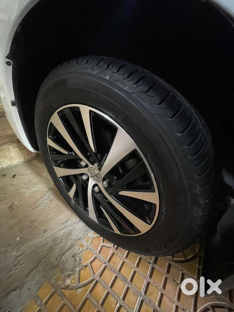 Toyota Innova Crysta 2022 Diesel Well Maintained