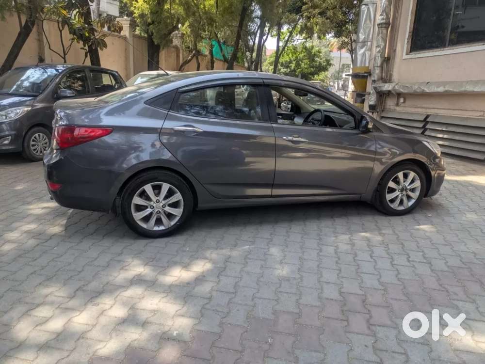 Hyundai Verna Fluidic 1.6 Vtvt Sx Automatic, 2012, Petrol