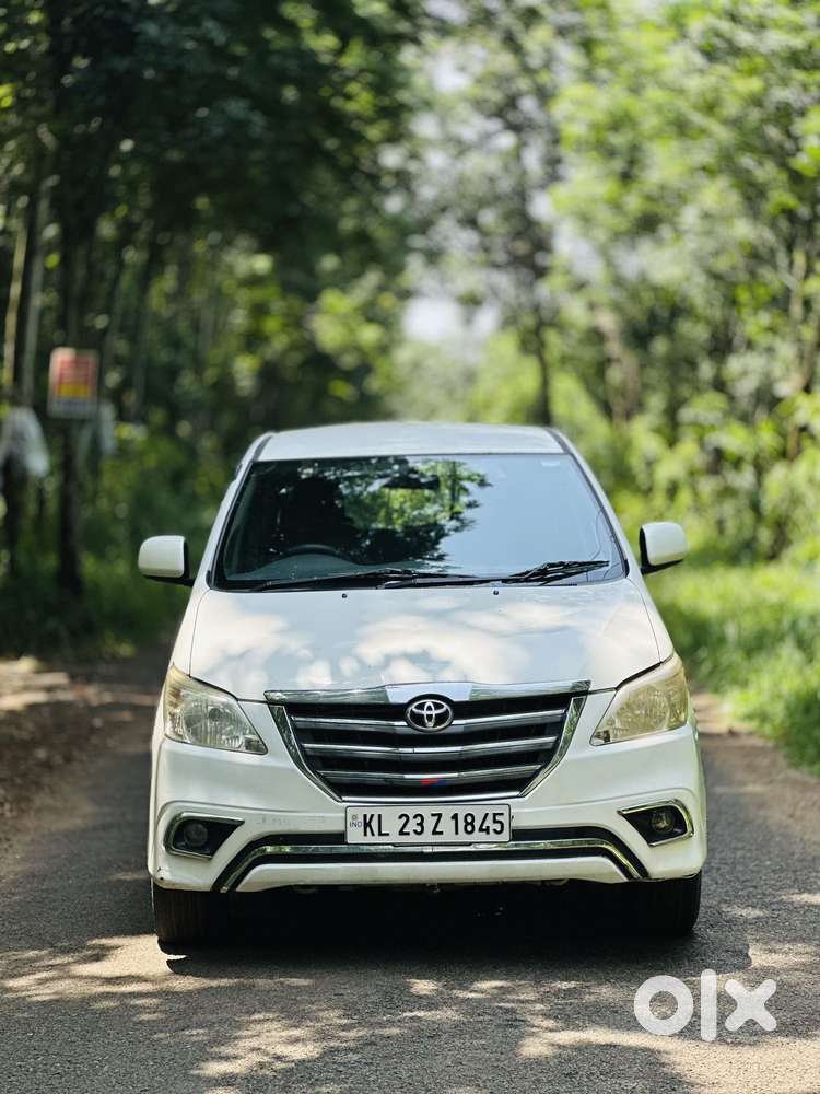 Toyota Innova 2.5 Gx 7 Str Bs-iii, 2012, Diesel