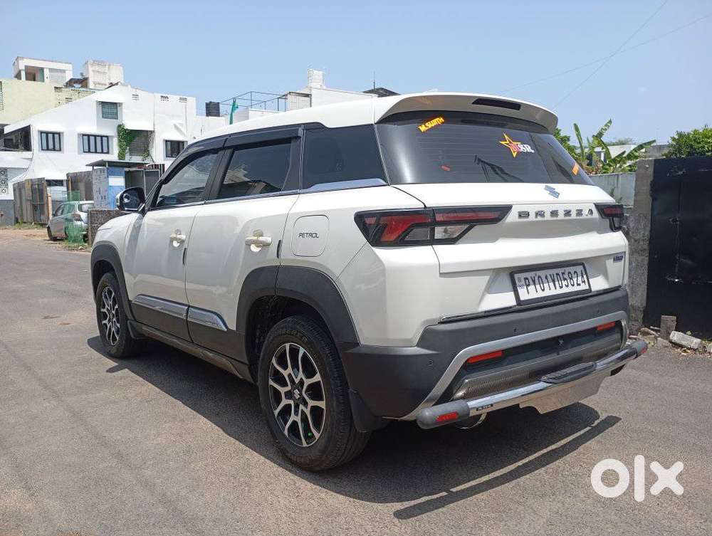 Maruti Suzuki Brezza 1.5 Vxi Smart Hybrid, 2023, Petrol