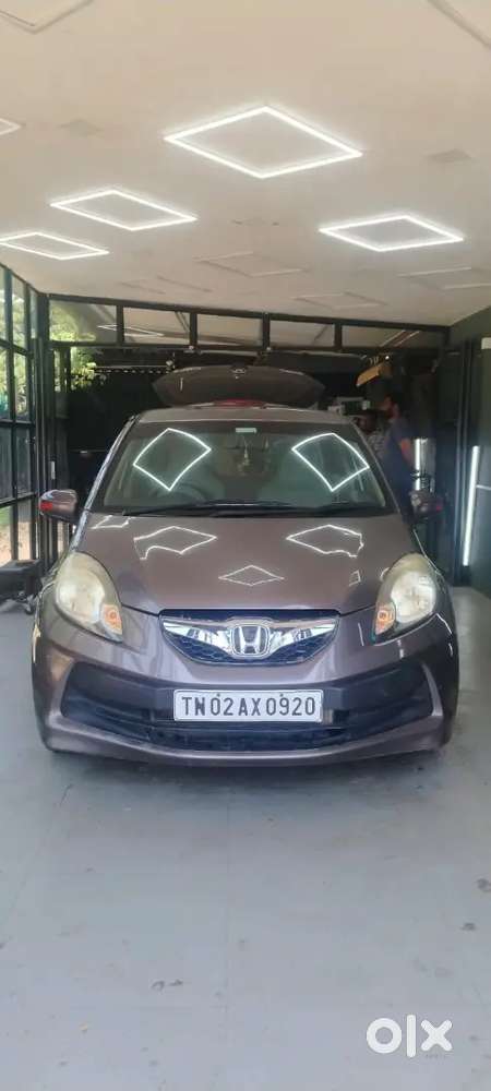 Honda Brio 2013 Petrol Well Maintained