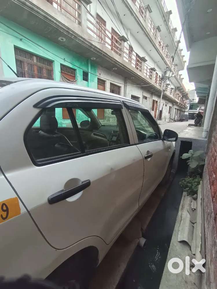 Maruti Swift Dzire 2018 Second-owner
