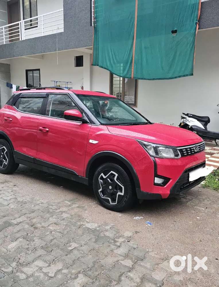 Mahindra Xuv300 Turbosport 2021 Dual Tone