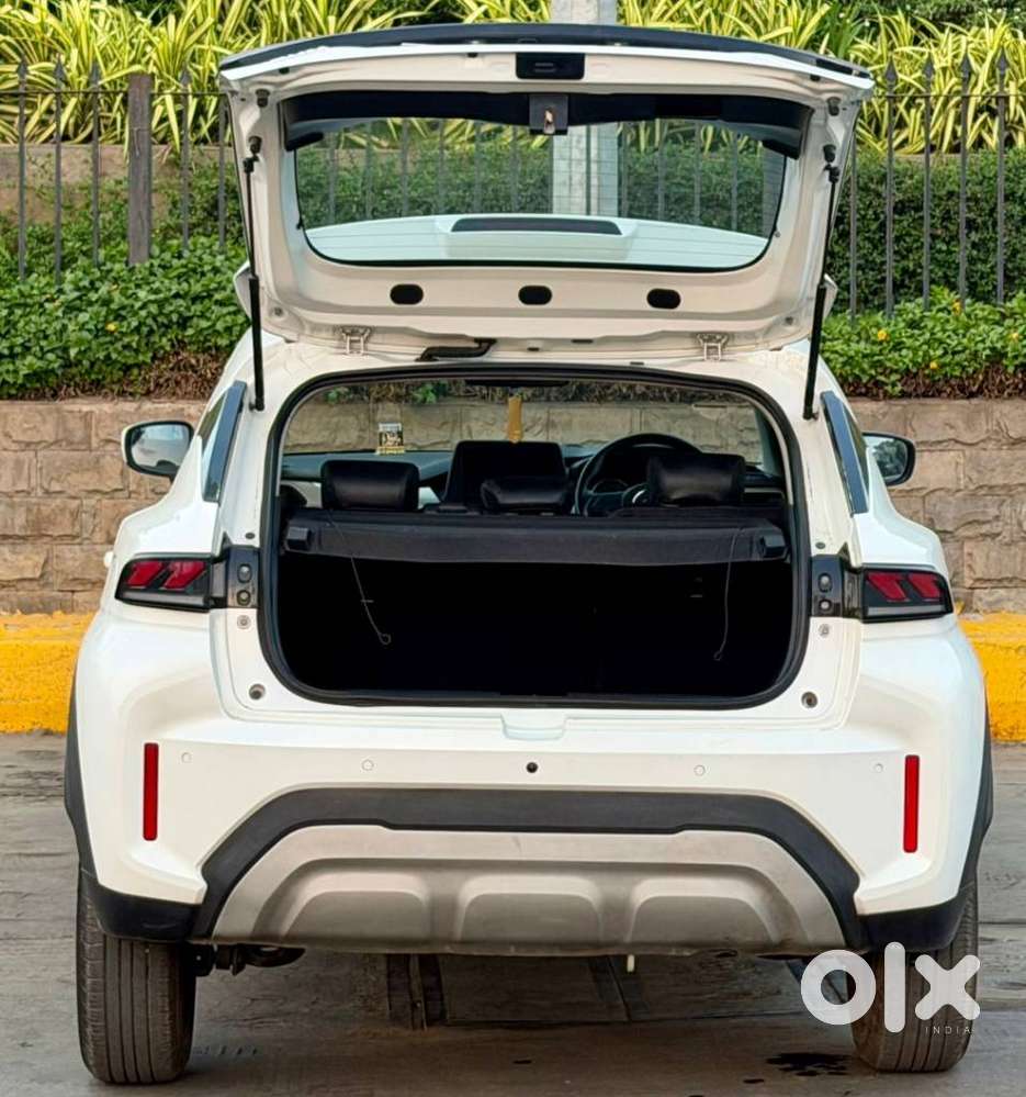 Maruti Suzuki Fronx, 2025, Petrol