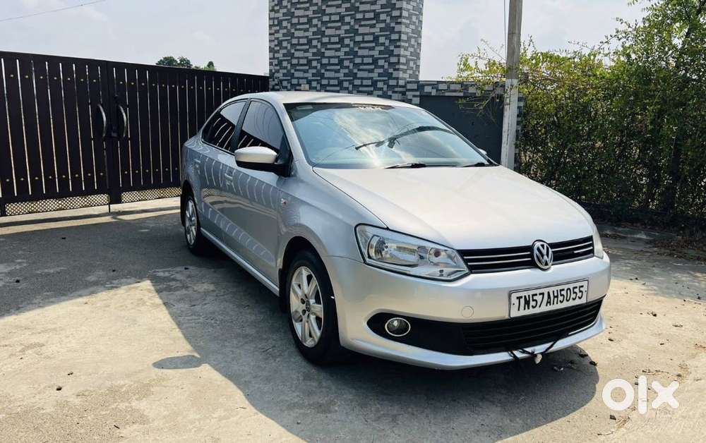 Volkswagen Vento 2010-2013 Petrol Highline, 2012, Petrol