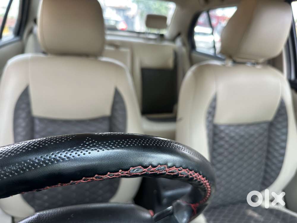 Maruti Suzuki Swift Dzire 1.2 Vxi Bsiv, 2013, Petrol