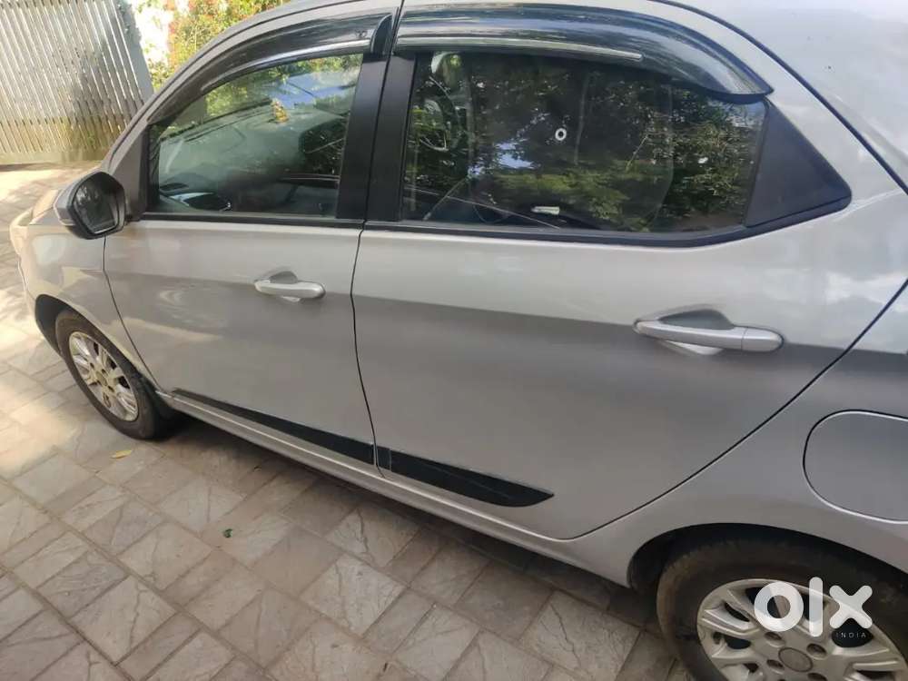 Tata Tiago Revotron Xza 2018