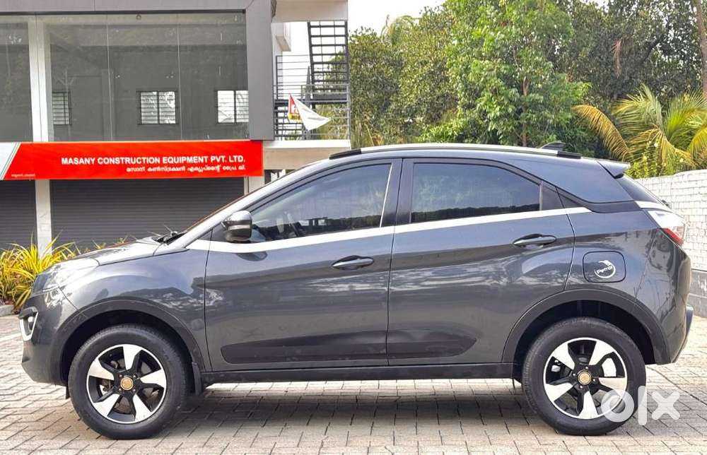 Tata Nexon 1.2 Revotron Xza Plus (o) Amt, 2018, Petrol