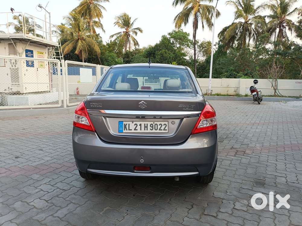 Maruti Suzuki Swift Dzire 1.2 Vxi Bsiv, 2014, Petrol