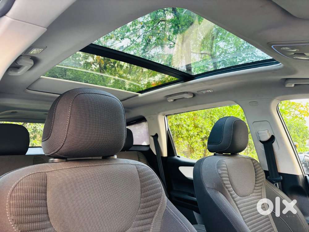 Mahindra Xuv700 For Sale