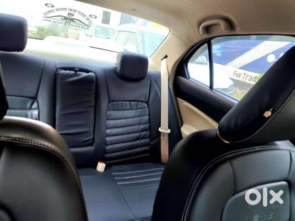 Maruti Suzuki Dzire 1.2 Vxi, 2022, Petrol