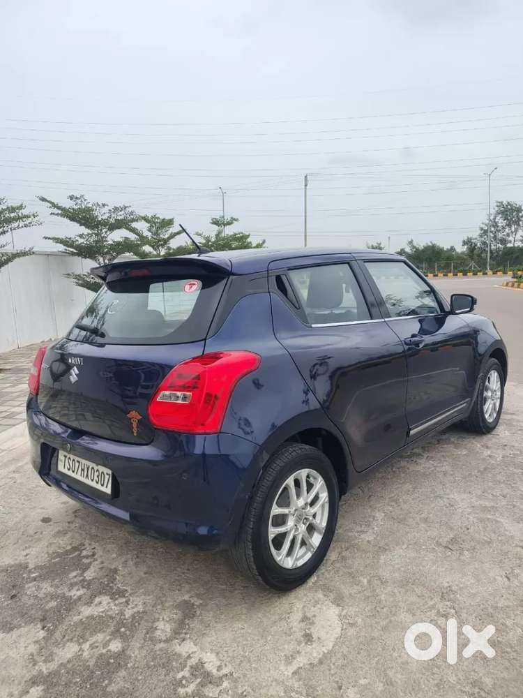 Maruti Suzuki Swift 1.3 Zxi, 2021, Petrol