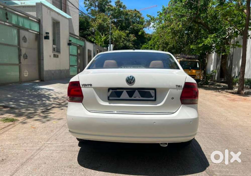 Volkswagen Vento 2010-2013 Petrol Highline At, 2015, Petrol