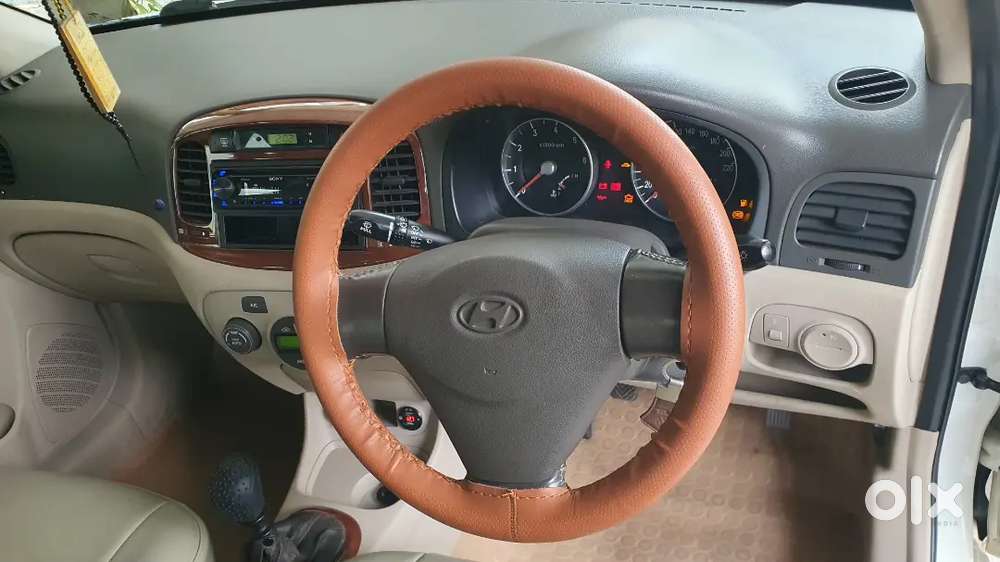 Hyundai Verna Crdi Sx Vgt 2009 Model