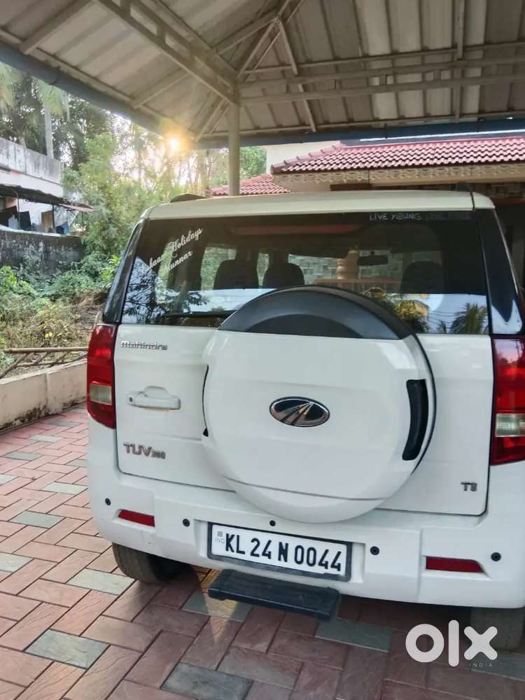 Mahindra Tuv300