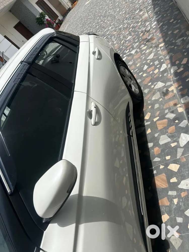 Maruti Suzuki Swift 2024 December Push Button Start