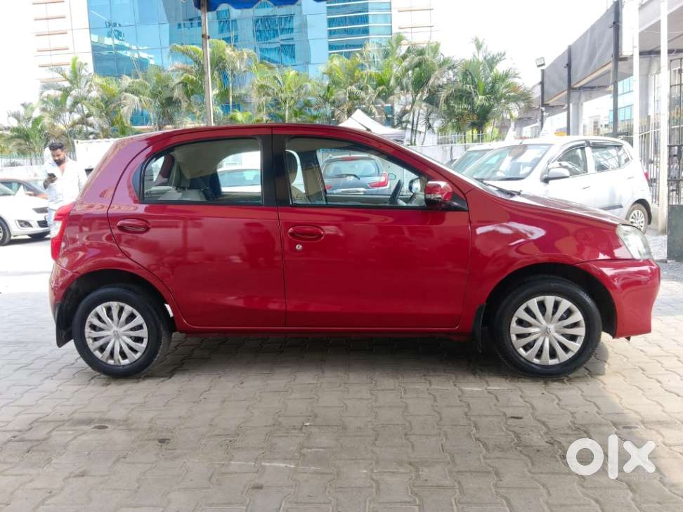Toyota Etios Liva 2014-2016 V, 2016, Petrol