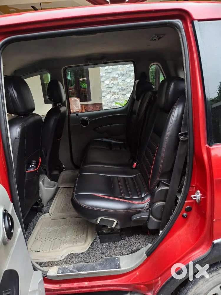 Mahindra Nuvosport 1.5 N8 2016