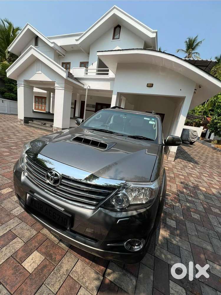 Toyota Fortuner 2014 Diesel 169000 Km Driven
