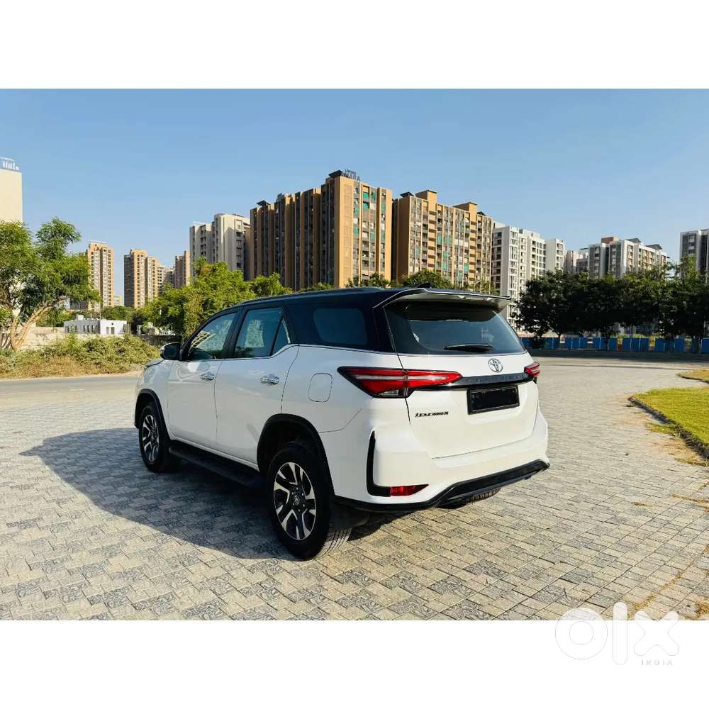 Toyota Fortuner Legender 2024 Diesel 30000 Km Driven