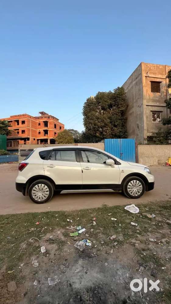 Maruti Suzuki S-cross 2017 Diesel Well Maintained