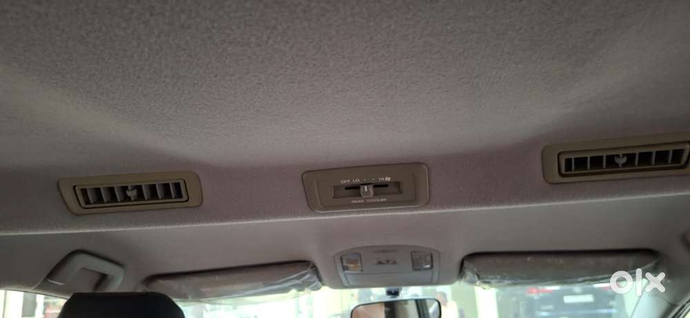 Toyota Innova Crysta 2.4 G Mt, 2017, Diesel