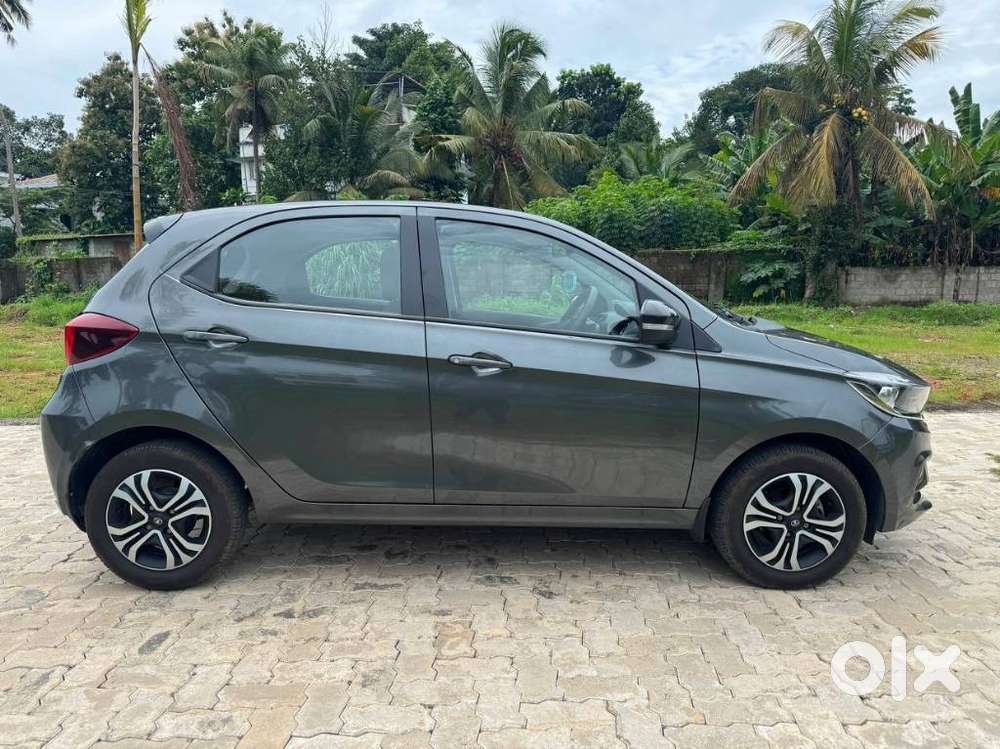 Tata Tiago 1.2 Revotron Xta, 2024, Petrol