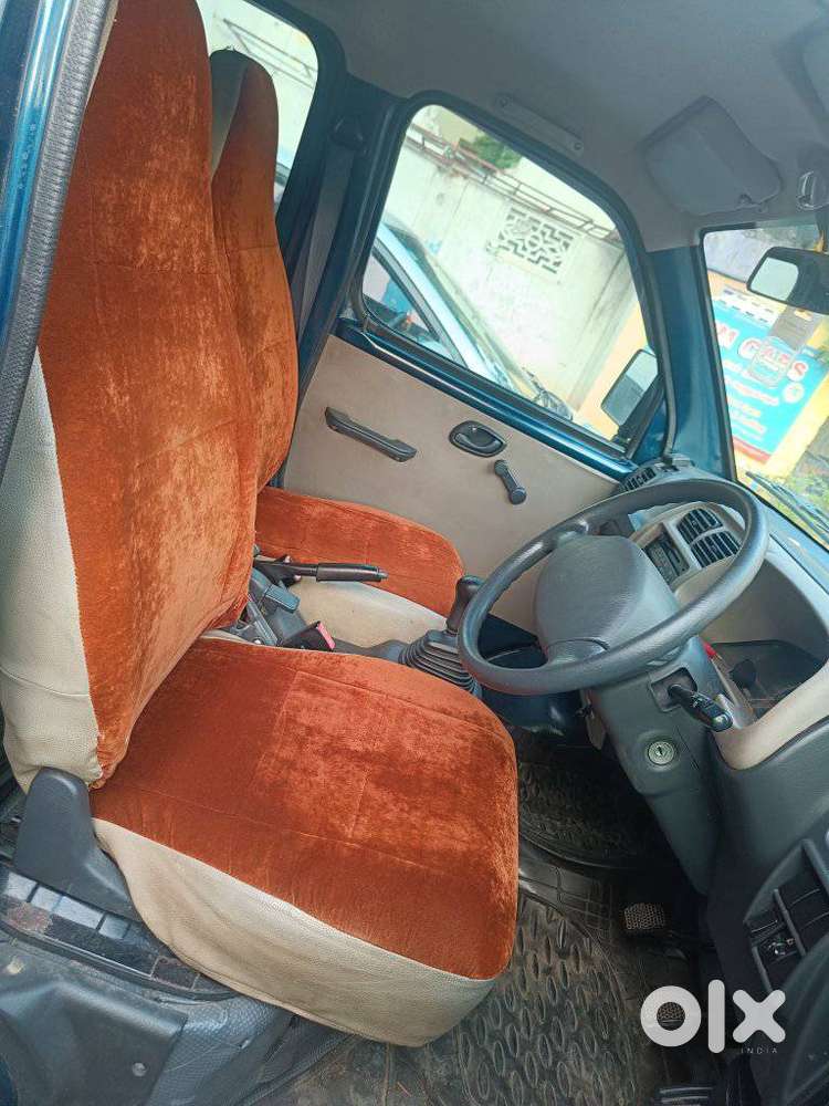 Maruti Suzuki Eeco 7 Seater Standard, 2011, Petrol