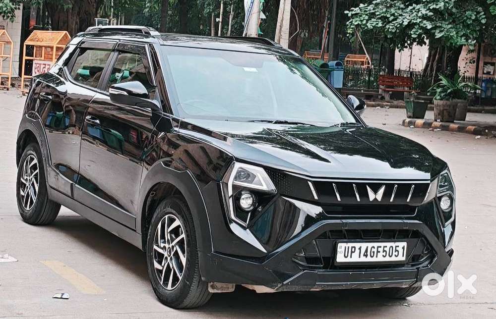Mahindra Xuv 3xo Ax5 Pm Mt, 2024, Petrol