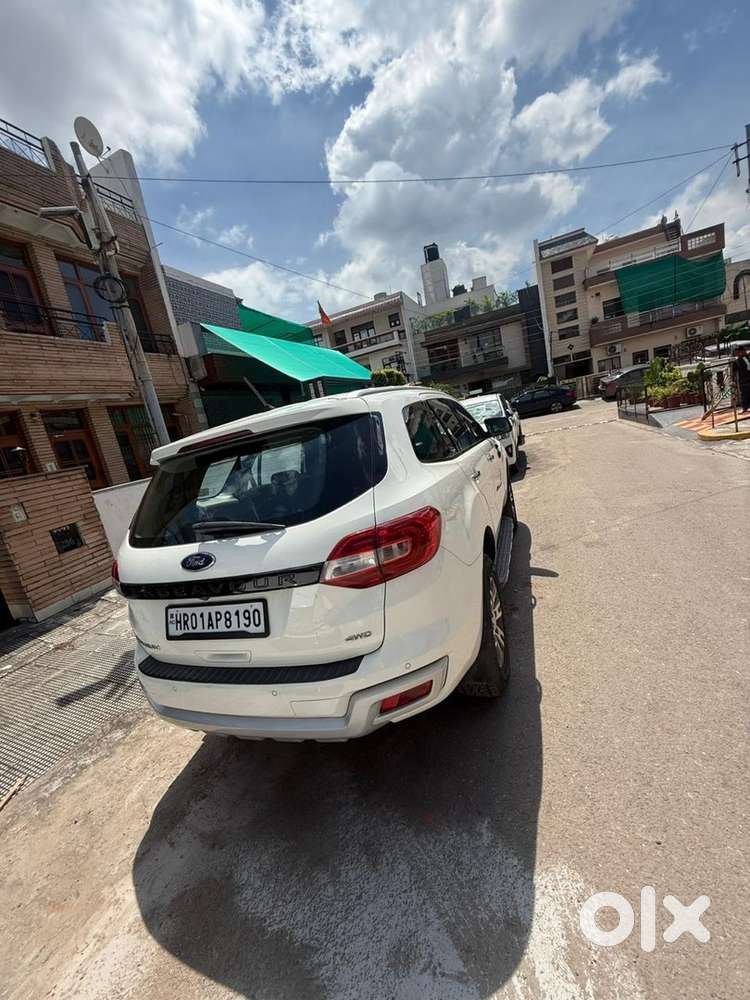 Ford Endeavour 2016 Diesel Well Maintained