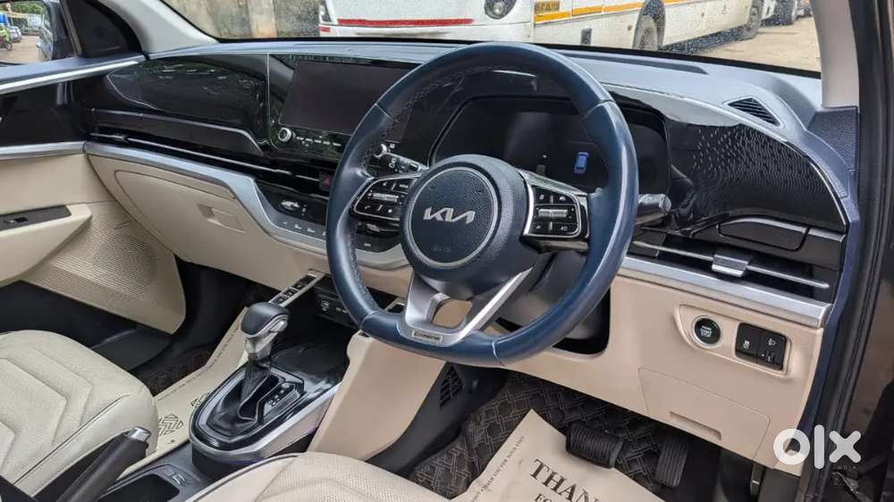 2022 Kia Carrens Luxury Plus 7 Seater